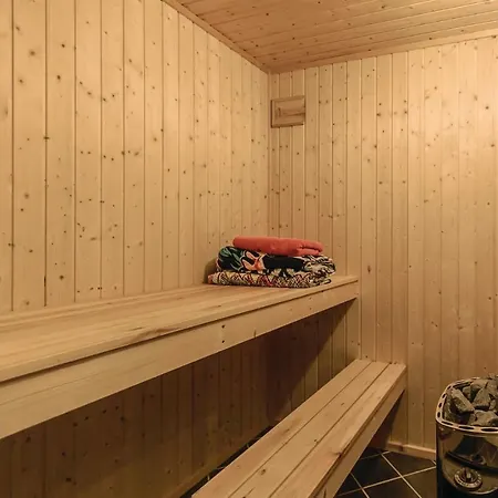 Five-bedroom Holiday In *